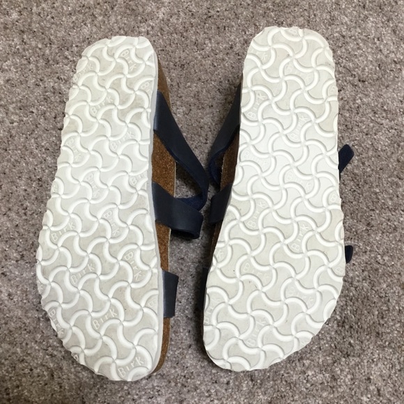 Birki’s by Birkenstock Pearlized Navy Sandals - Picture 3 of 4